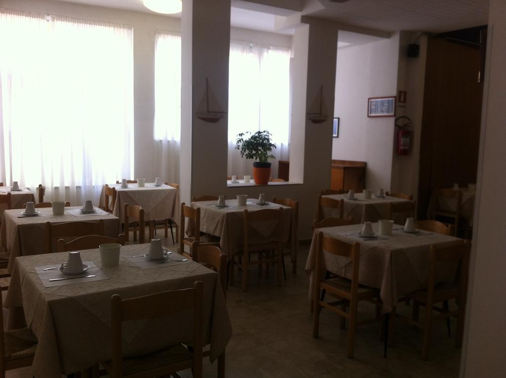 Oxford Hotell Rimini Eksteriør bilde